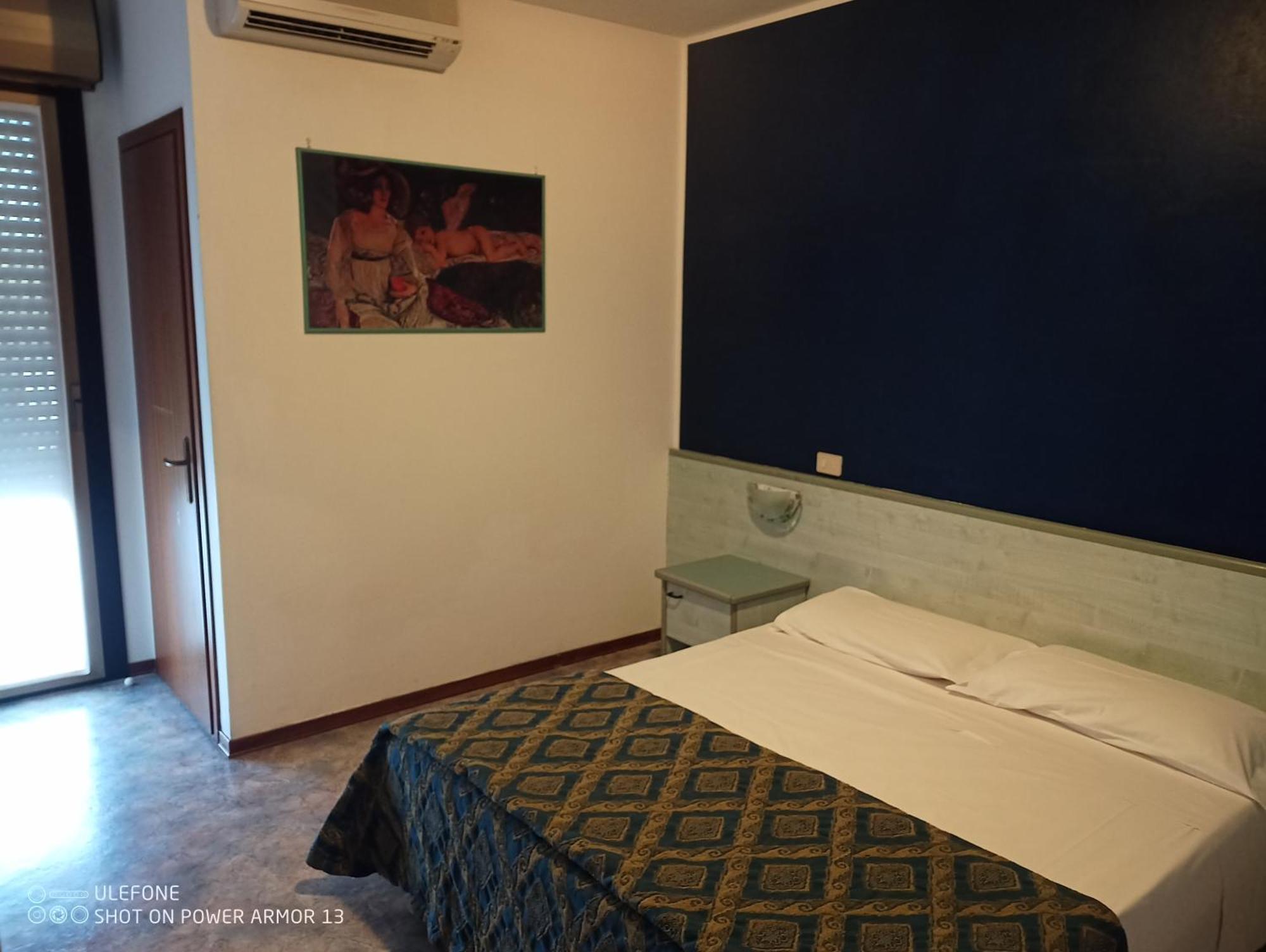 Hotel Firenze ビビオーネ エクステリア 写真