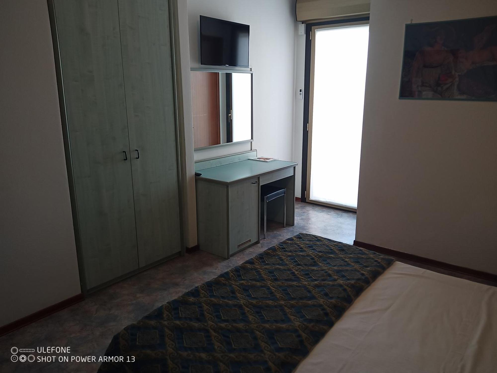 Hotel Firenze ビビオーネ エクステリア 写真