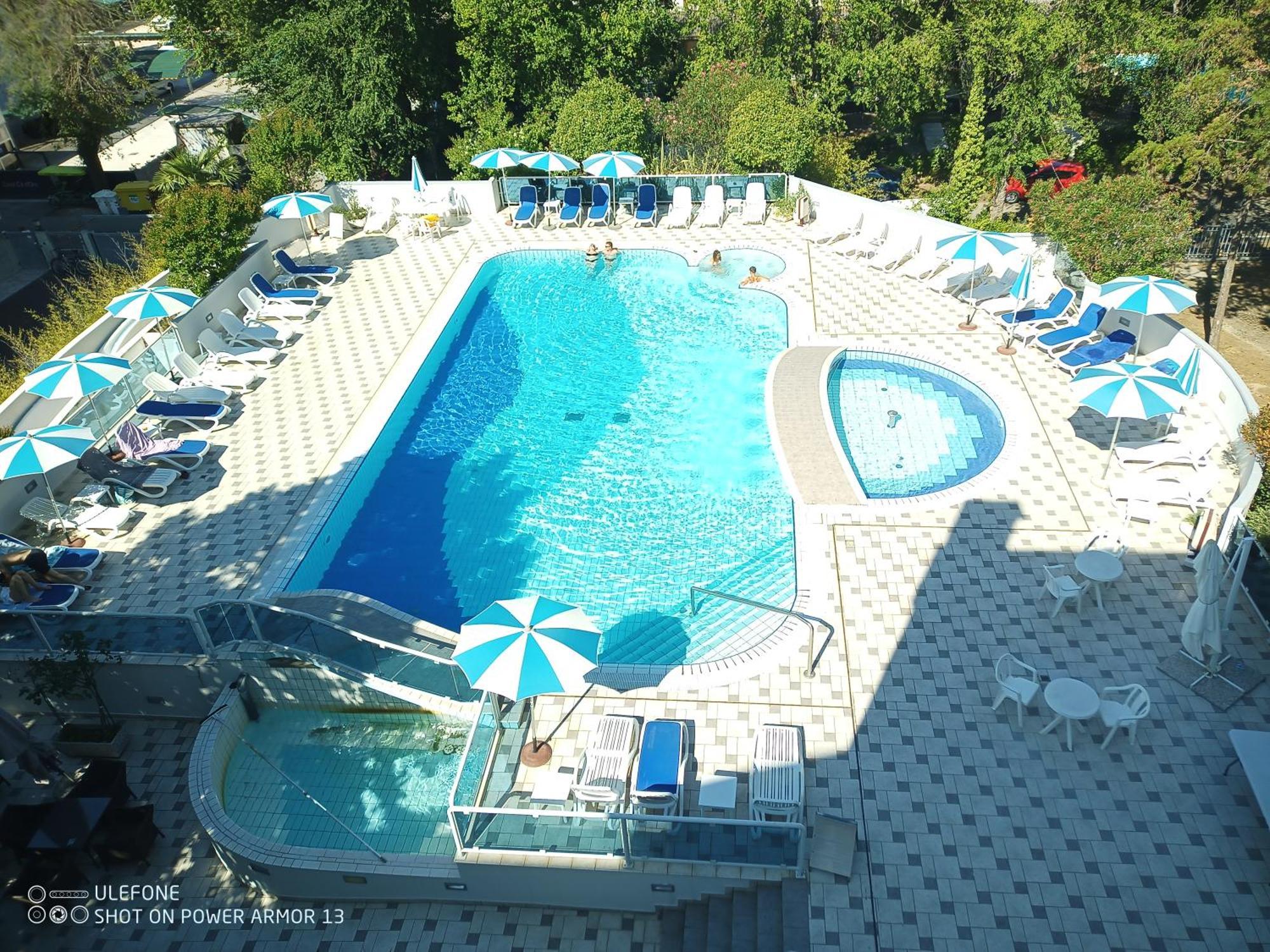 Hotel Firenze ビビオーネ エクステリア 写真