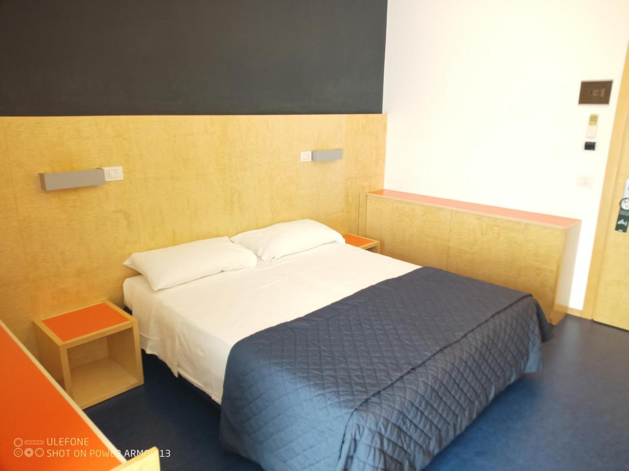 Hotel Firenze ビビオーネ エクステリア 写真